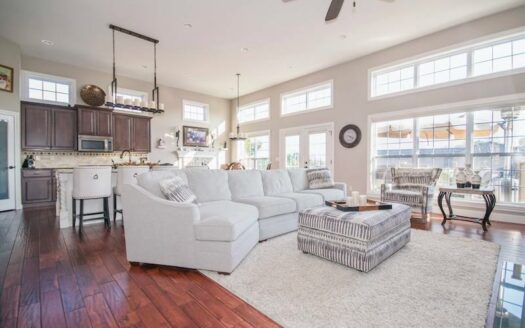 Property with Gallery Images